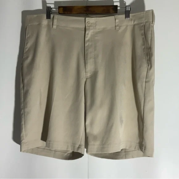 PGA TOUR Men’s 9” Flat Front Horizontal Textured Stretch Golf Short Khaki Sz 40. - Picture 5 of 13